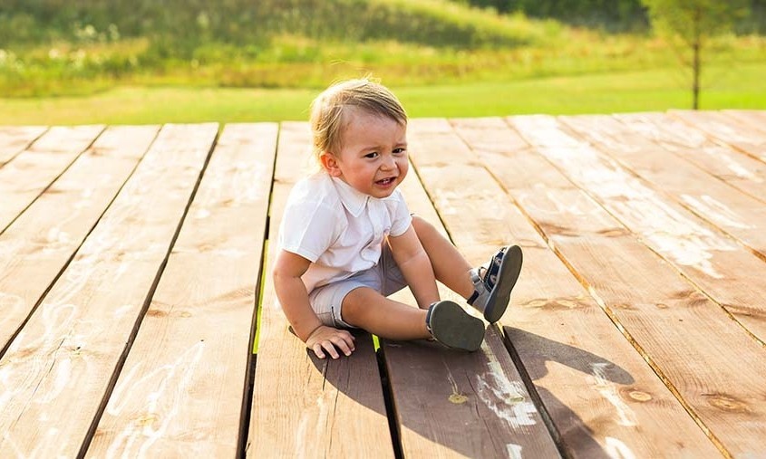 valt je peuter erg vaak? Of loopt je kindje erg te wankelen? Dat kan kinderfysiotherapie bij Fysiopark Uden helpen bij de motorische ontwikkeling.